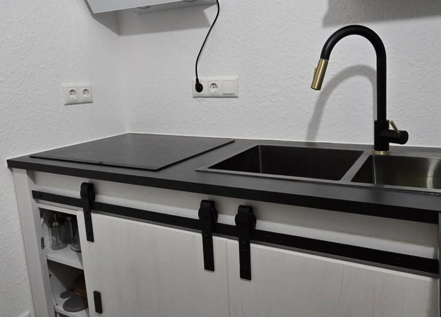 Stilvolle Neubauwohnung Mit Balkon&Wlan Ганновер 0*,