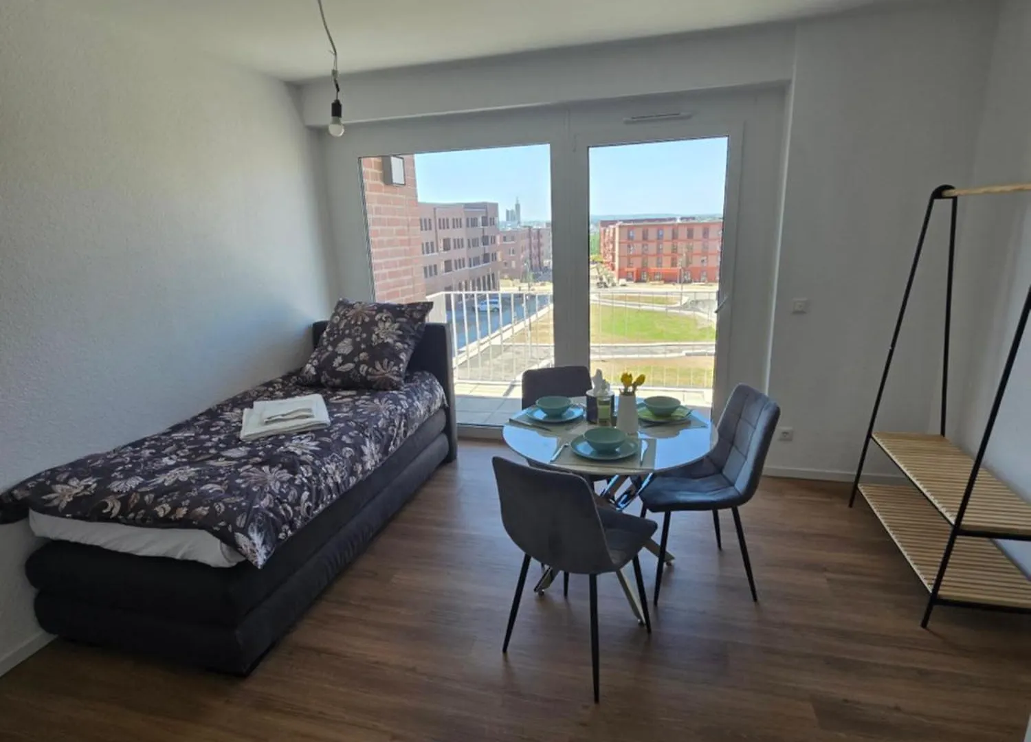 Stilvolle Neubauwohnung Mit Balkon&Wlan Ганновер Апартаменты