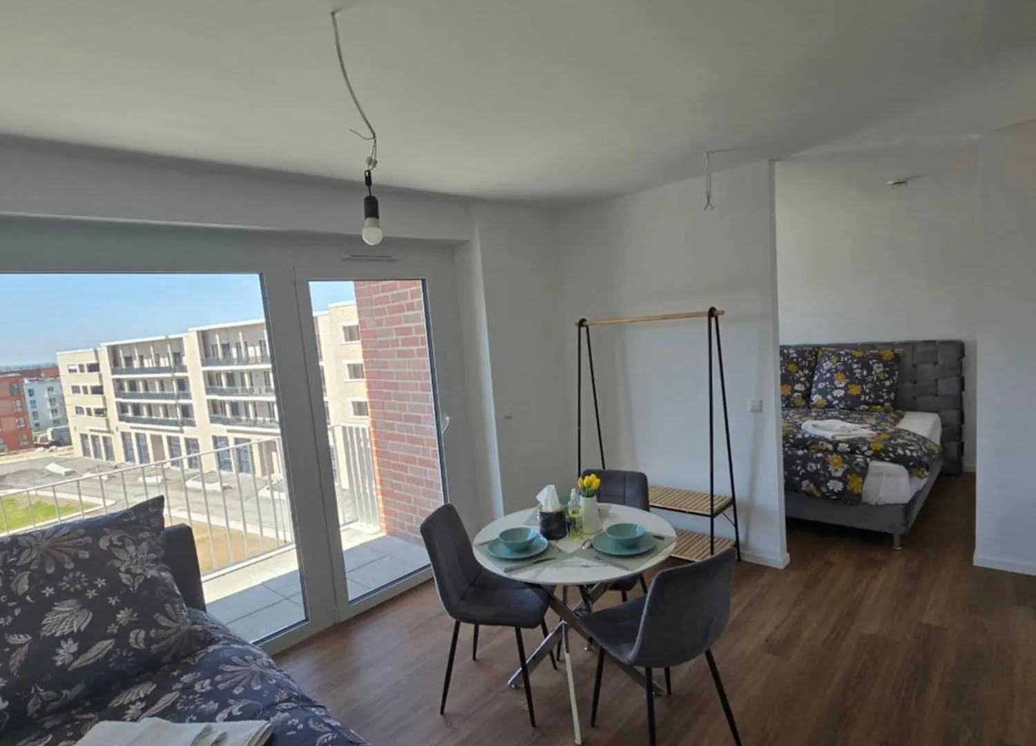 Stilvolle Neubauwohnung Mit Balkon&Wlan Ганновер